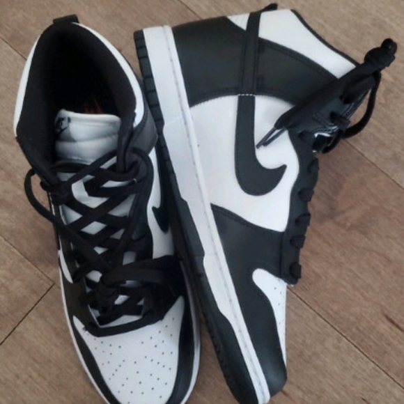 Nike dunks pandas - Picture 3 of 3